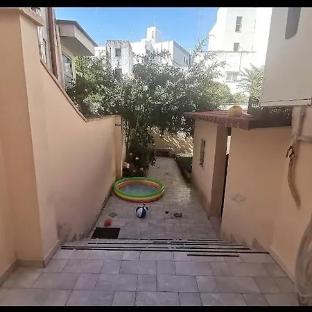 La Casa Condivisa E Colorata Di Aria, Noah E Gigi 아파트 *